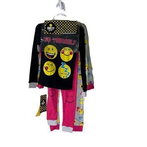 Smiley World NEW Size 4 Two Set Pajama‎ Set